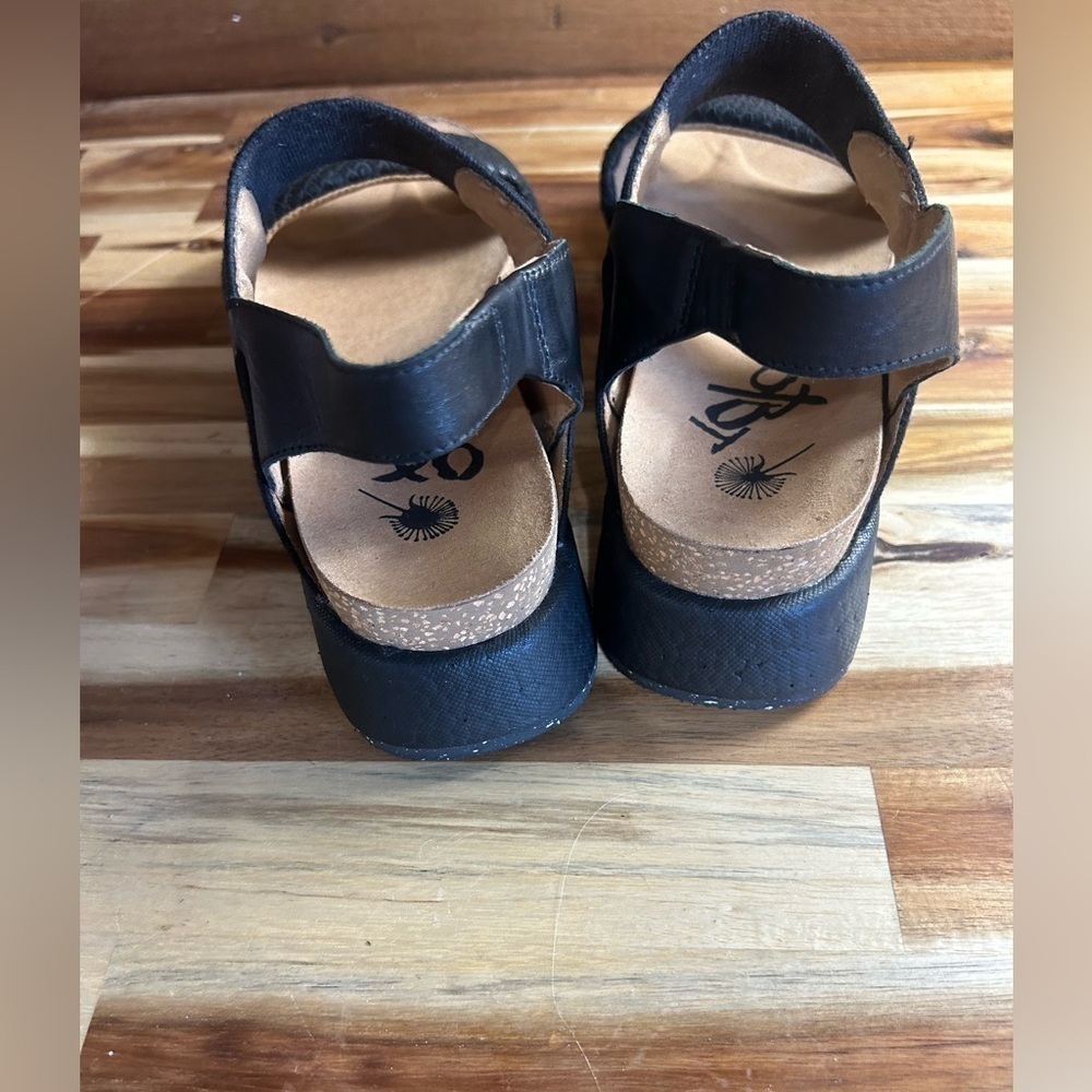 Otbt Libra chunky platform strap sandals in women’s Sz. 8 black leather upper. - Picture 4 of 8